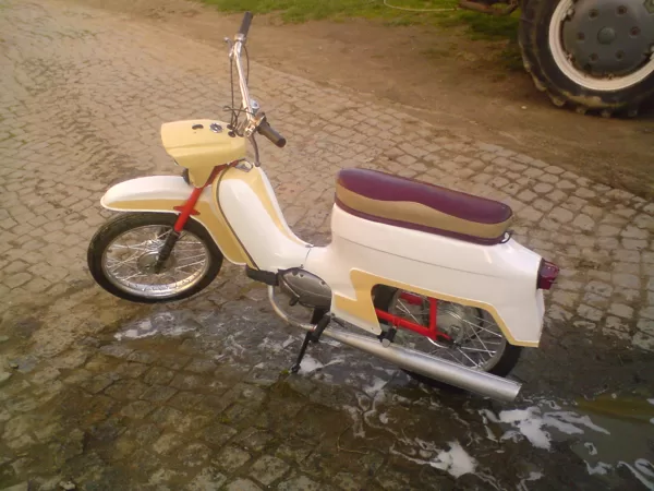 JAWA PIONÝR